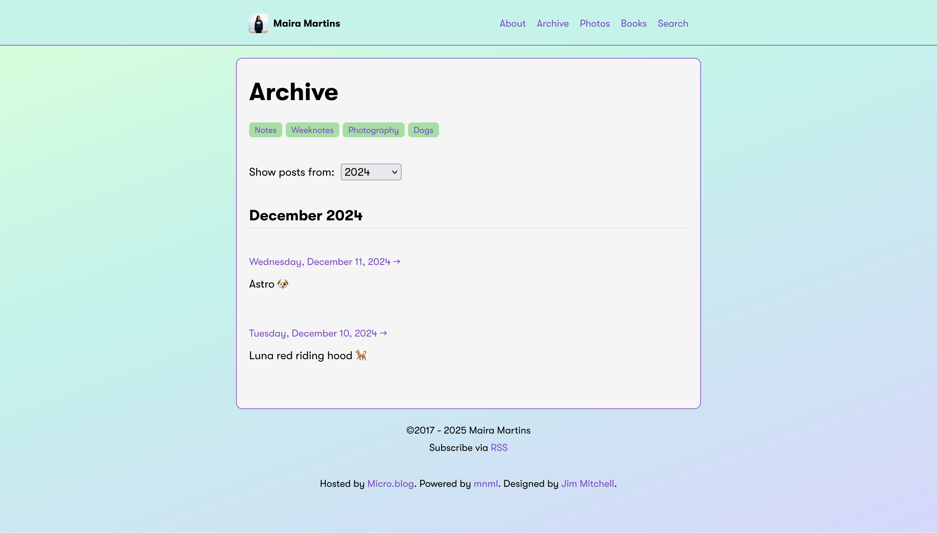 A blog archive page displays posts from December 2024, with a colorful and bright light theme, in shades of green with purple details.